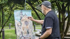 Celso Varela, pintor, preparando uno de sus cuadros frente al convento de San Francisco en Pontevedra