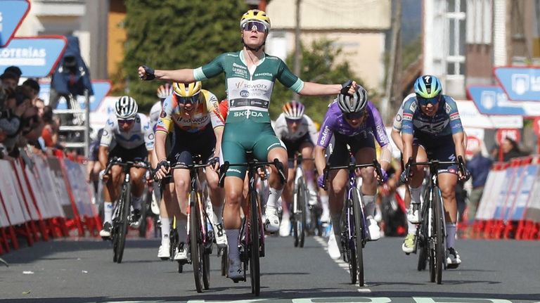 Lotte Kopecky, una ganadora de enjundia para la etapa de Lugo