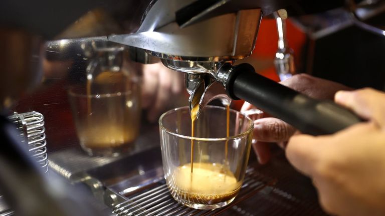 El bum por el café mantiene su precio en niveles históricos en España
