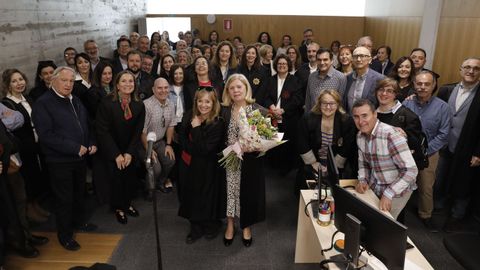 La juez Mara Isabel Gmez Balado, magistrada del Juzgado de lo Social 2 de Ourense, recibi un homenaje sorpresa de sus compaeros ante su inminente jubilacin.