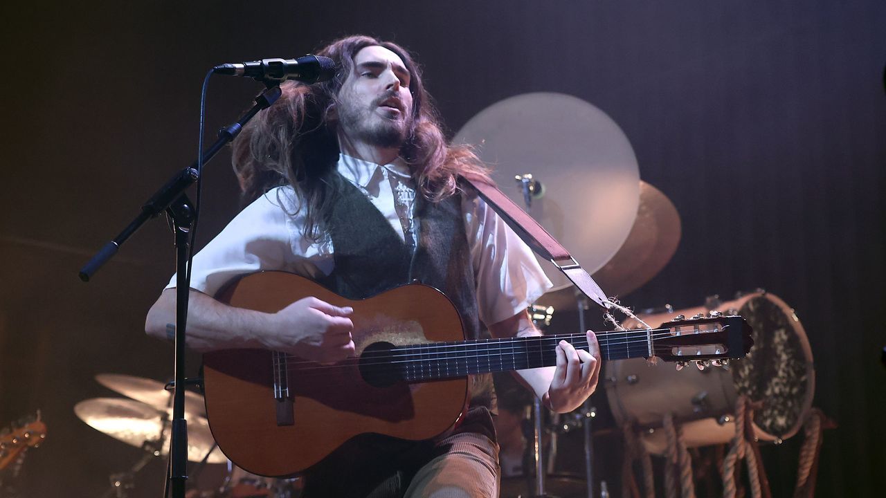 Ruta de las cascadas de Quiroga.Carlos Ares, que actuar� en el FIV, el s�bado pasado en la sala Capitol de Santiago.