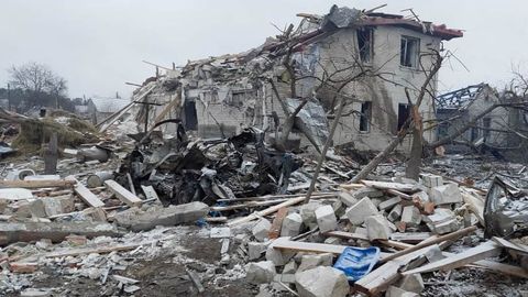 Destruccin en la ciudad de Zhytomyr, a poco ms de una hora de Kiev