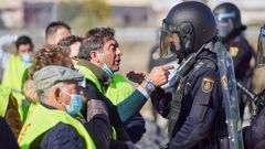 Imagen de una de las protestas protagonizadas por los ganaderos lcteos a mediados del mes pasado en Talavera de la Reina