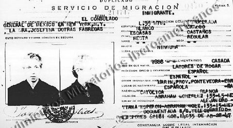 Un documento de Inmigración perteneciente a Josefina Dotras, que viajó a México para estar con su esposo. 