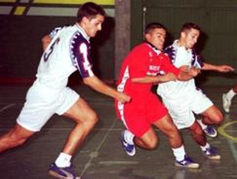 Cempes lig Clearance