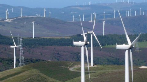 El paisaje de los molinos de viento en Muras.