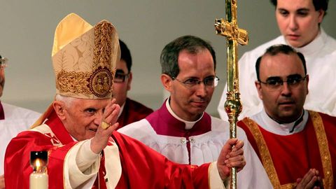 Una vez elegido pontífice reconoció a sus amigos estar listo para «cualquier función que Dios le atribuyera»