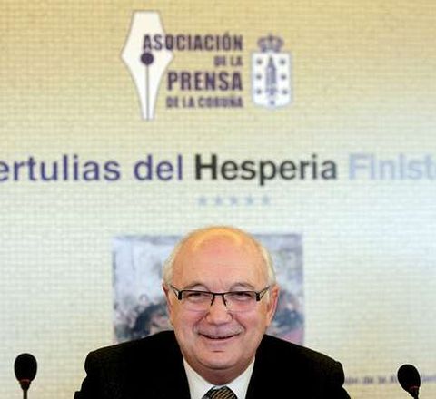 Fontenla, ayer, en la tertulia de la Asociación de la Prensa.