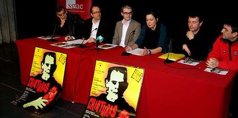 Belén Quintáns, presentando a nova versión da penúltima obra de Vidal Bolaño.