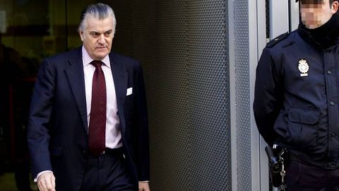 El extesorero del PP, a la salida de la Audiencia Nacional esta mañana tras la comparecencia quincenal impuesta por el juez Ruz, instructor del caso Gürtel