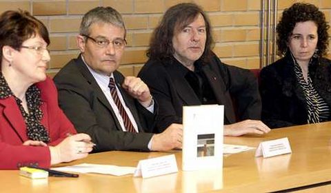 García Herradón e Claudio Rodríguez Fer, onte na presentación.
