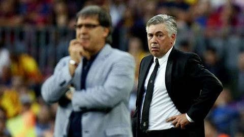 Martino y Ancelotti, durante el Barça-Madrid