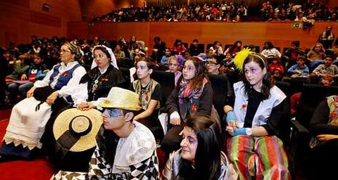 Más de 150 alumnos y profesores participan desde ayer y hasta hoy en el encuentro.