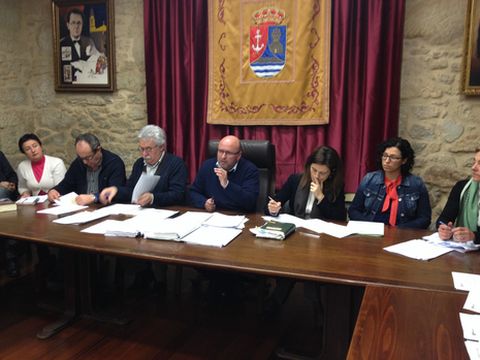 El alcalde defendió la apuesta del Concello rianxeiro por el modelo de Serra do Barbanza.