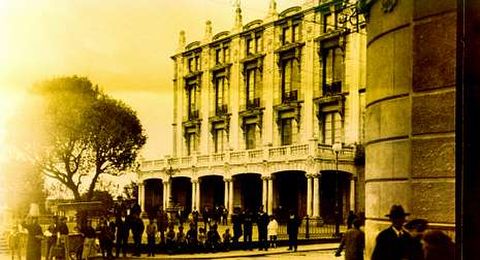 El teatro Jofre, cuando la ciudad en casi nada se parecía a la de hoy