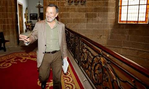 Agustín Hernández guarda con celo la estructura y organización del nuevo ejecutivo local.