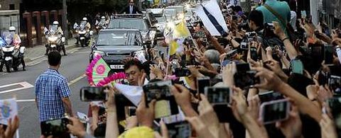 La presencia de Francisco en Corea del Sur, donde se bautizan 100.000 personas al año, ha despertado gran expectación.