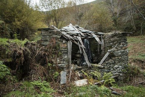 A rehabilitación do muíño está pendente dun permiso