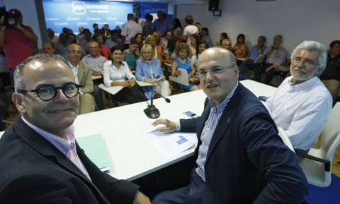 José Manuel Baltar, en una imagen de archivo, con Jesús Vázquez y Rosendo Fernández.