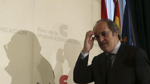 Ángel Gabilondo asegura que no quiere adhesiones inquebrantables sino que hablen los militantes.