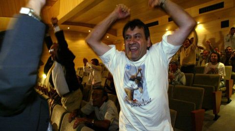 Así celebraron en Cangas su oro en Atenas 2004.