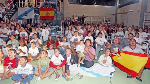 El puerto de Aldán se quedó pequeño para animar a su vecino más ilustre durante las pruebas olímpicas en las que participó Cal en los Juegos de Pekín.