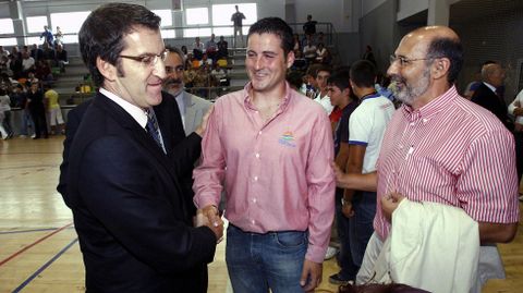Saludo con el presidente de la Xunta Alberto Núñez Feijoo (2009).