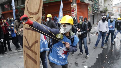 Protesta en Estambul por el 1 de Mayo de 2015