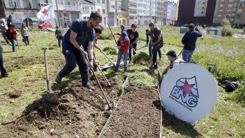 Sachando huertos urbanos en busca de votos en Lugo