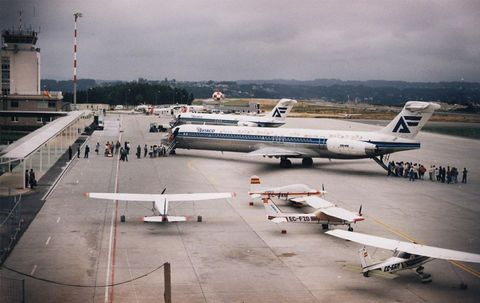 Imagen de los aviones de Aviaco que cubrían las nuevas rutas de Madrid y Barcelona.