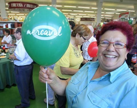 Decenas de vecinos se acercaron ayer a la inauguración.