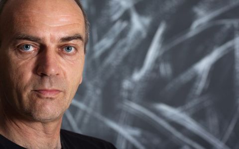 El diseñador Assaad Awad y el fotógrafo Peter Schneider impartirán sendos talleres en Agolada