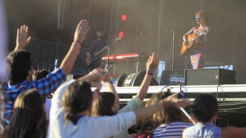 Actuación de la artista Vega durante el Portamerica 2014