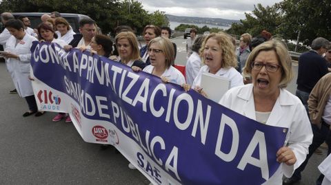 Protesta en la rotonda del Hospital A Coruña