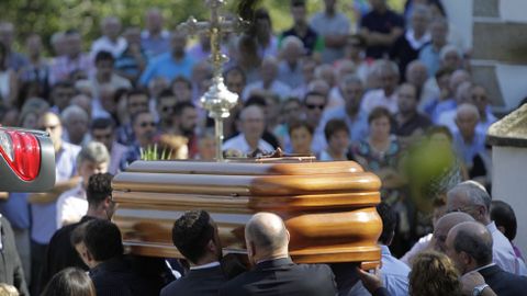 Entierro de Marcos Prego Candal en Santiago de Sumio.