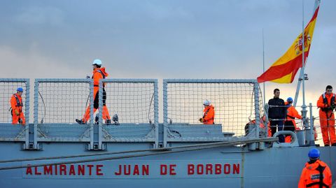 Vista de la fragata «Almirante Juan de Borbón»