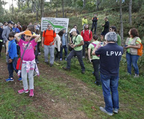 Un nutrido grupo de participantes realizó la ruta en bicicleta.