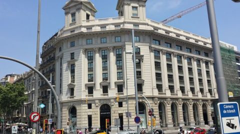 Otro de los edificios adquiridos en Barcelona, en el Paseo de Gracia.