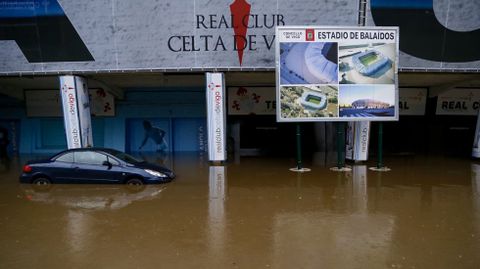 Inundaciones en los alrededores del estadio de Balaídos
