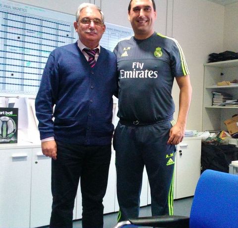 José Ramón Pichel se reunió ayer con Alberto Moríñigo, del Real Madrid.