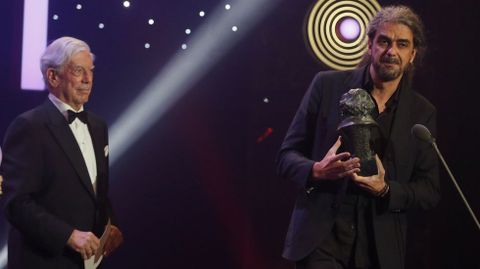 Fernando León de Aranoa, tras recibir el Goya al Mejor Guión Adaptado por «Un día perfecto»