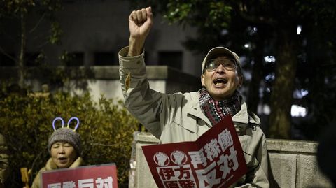 Manifestantes en Tokio en una protesta contra la reactivación nuclear.