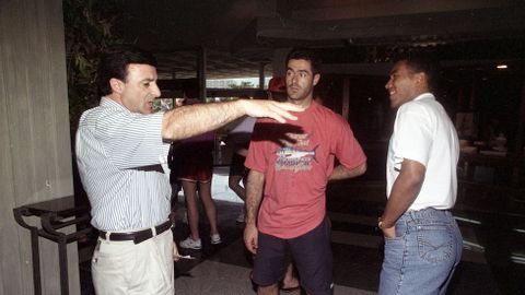 Barritos, Yosu y Mauro, en el hotel.