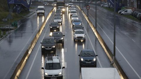 Atasco kilométrico en Perillo Direccion entrada a Coruña N-IV
Lluvias en A Coruña y comarca