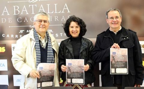 Lema (izquerda), Faxil y Busto resaltaron la trascendencia histórica de la contienda.