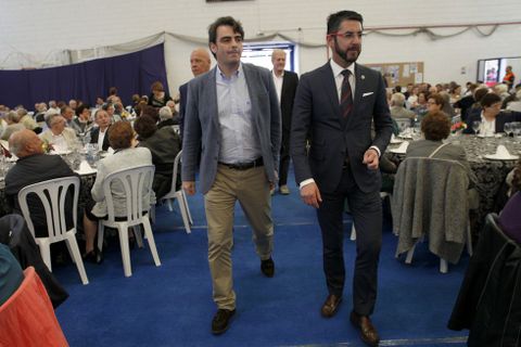 Diego Calvo y Luis Oujo hicieron su entrada al recinto juntos.
