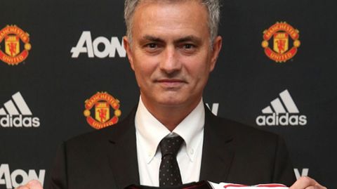 Jos Mourinho, presentado como nuevo tcnico del Manchester United