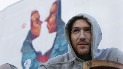 El zaragozano Isaac Mahow interviene en la rúa Chile