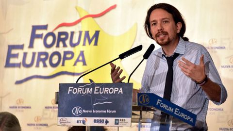 Algunos expertos consideran revelador que Pablo Iglesias haya aparecido con corbata