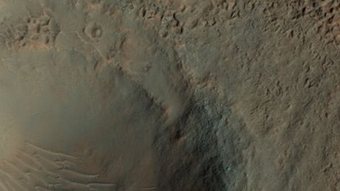 Pequeo crter en Hellas Planitia Lamer